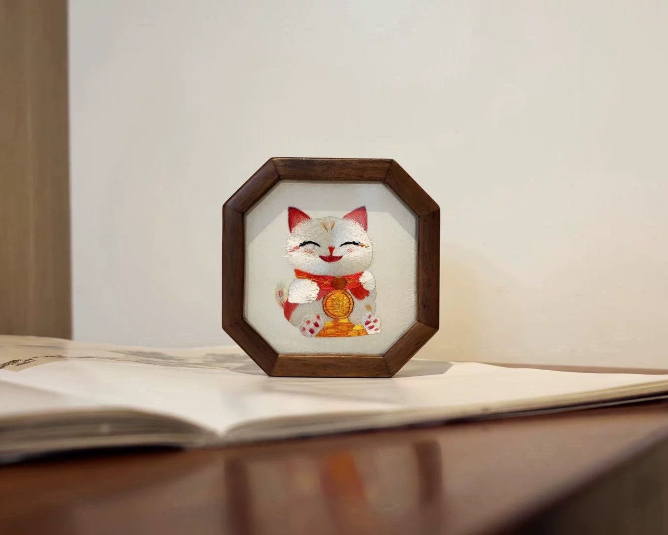 中式手工刺绣木制摆台