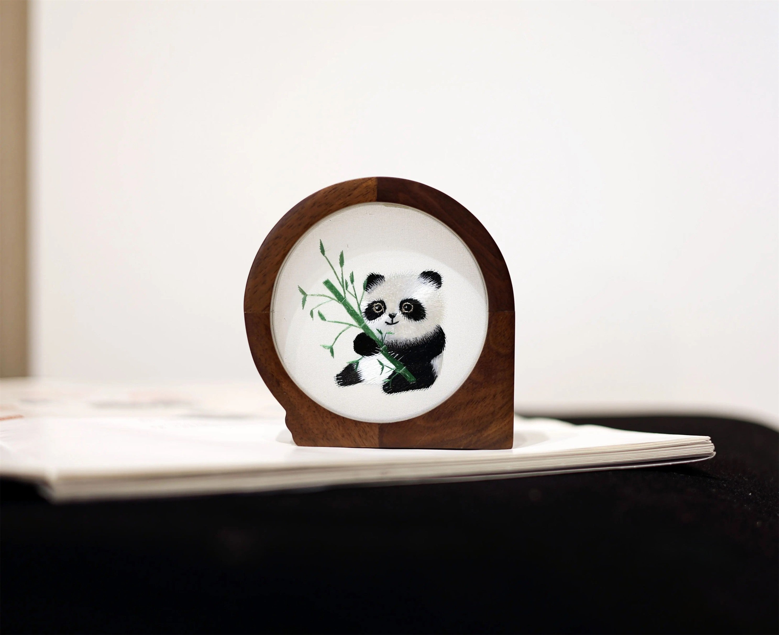 Lucky Cat Hand-Embroidered Wooden Decorative Ornament