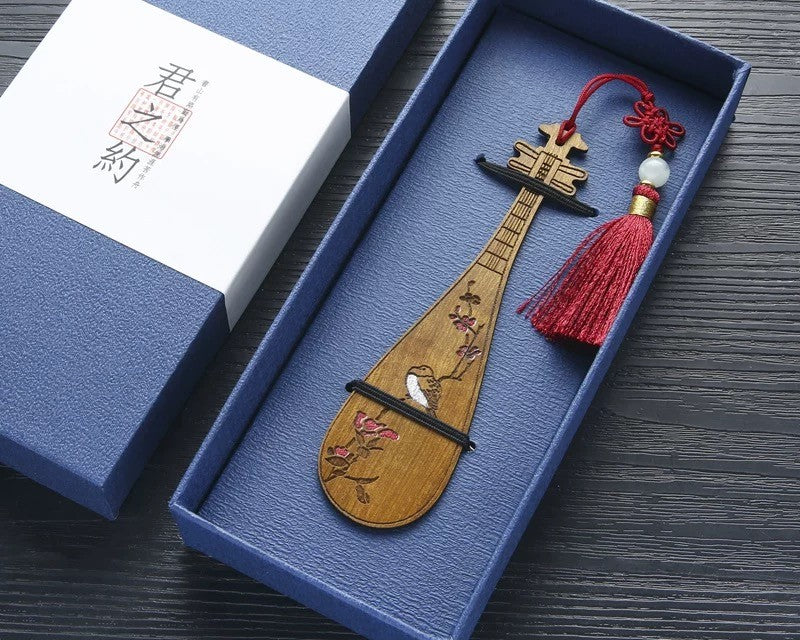 Chinese wooden hand-painted bookmark